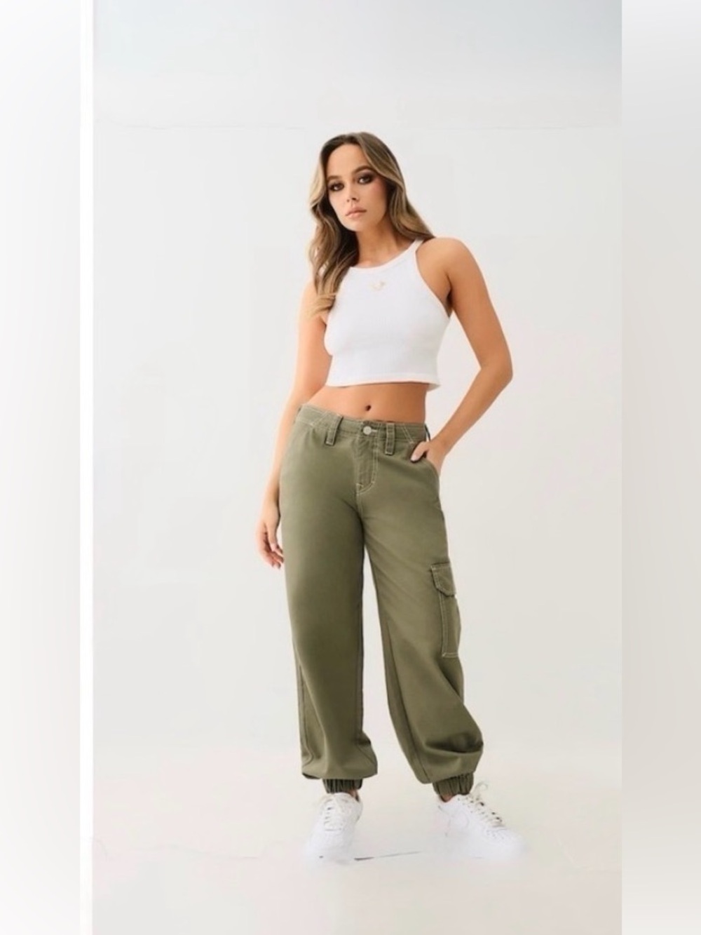 New True Religion Bobbi Baggy Cargo Joggers - Olive Green (Size 31) ✨